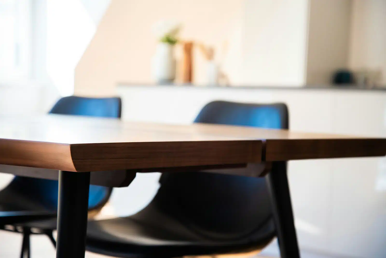 table à manger en bois