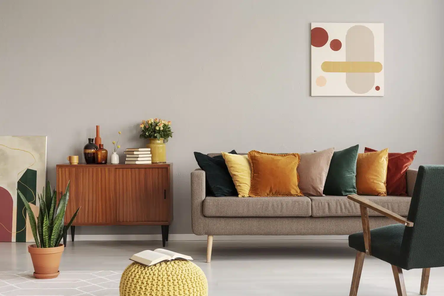 Comment choisir le canapé parfait pour votre salon : styles, formes et tendances actuelles