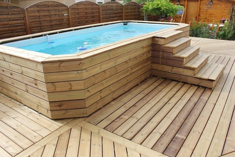 Comment habiller une piscine Intex