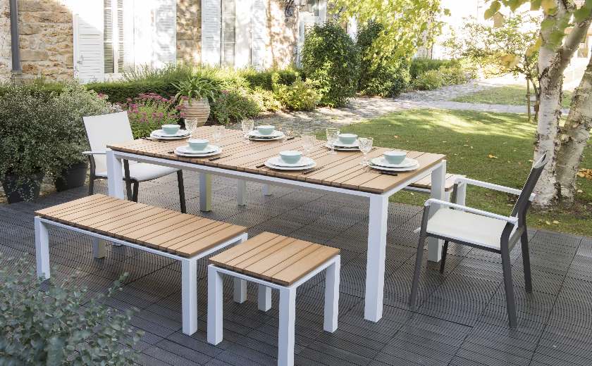 choisir une table de jardin