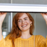 Moustiquaire pour fenêtre ou porte : quel modèle choisir et comment le poser soi-même ?