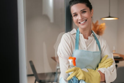 Services à la personne : conseils pratiques pour bien choisir son intervenant à domicile